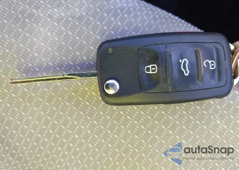 2018 Volkswagen Passat 2.0T R-Line/2.0T S из США, поврежденный, VIN 1VWAA7A33JC000915